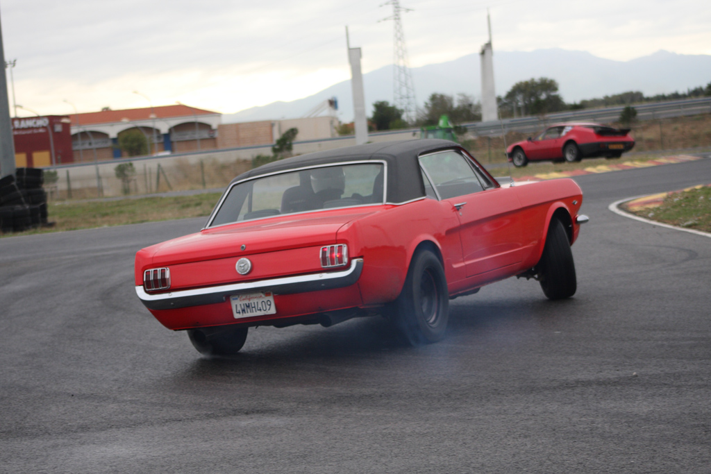 -circuit-du-roussillon-mustang.jpg