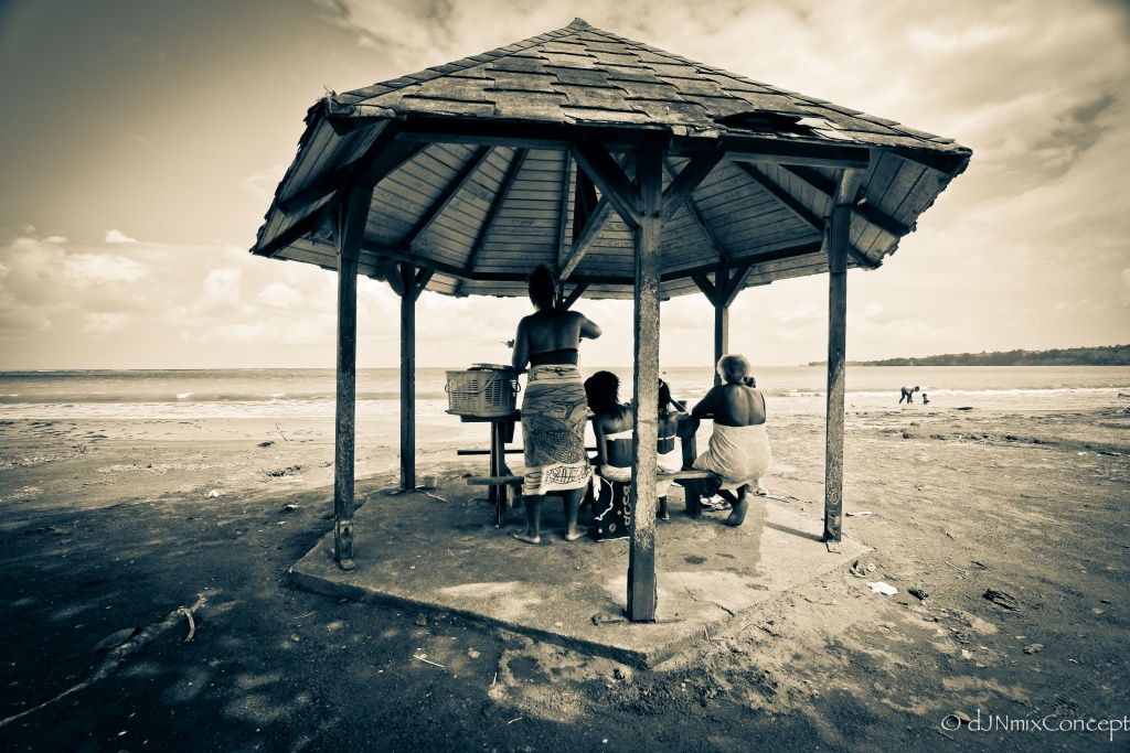 Canon 500D
EF-S 10-22mm f3.5-4.5 USM
Plage de ST Claire, Goyave