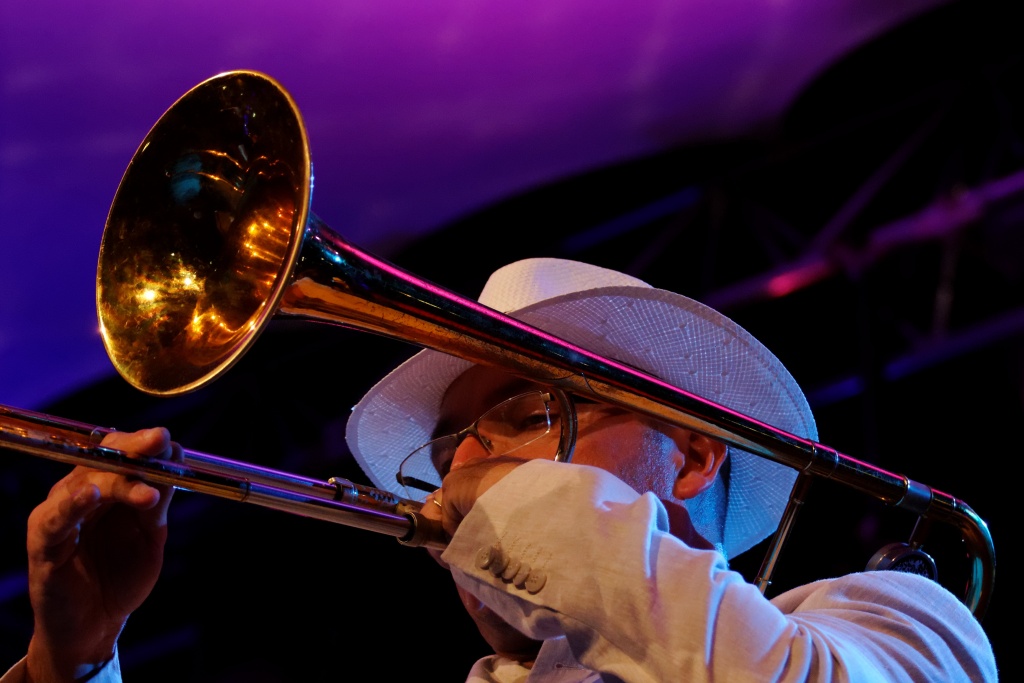 Speedlight EX 380-jazz02.jpg