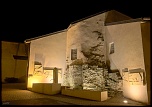 FLASH ESCLAVE-fontaine-nocturne.jpg