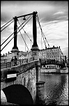 FLASH ESCLAVE-pont-presquile-noir-et-blanc-1600x1200-.jpg