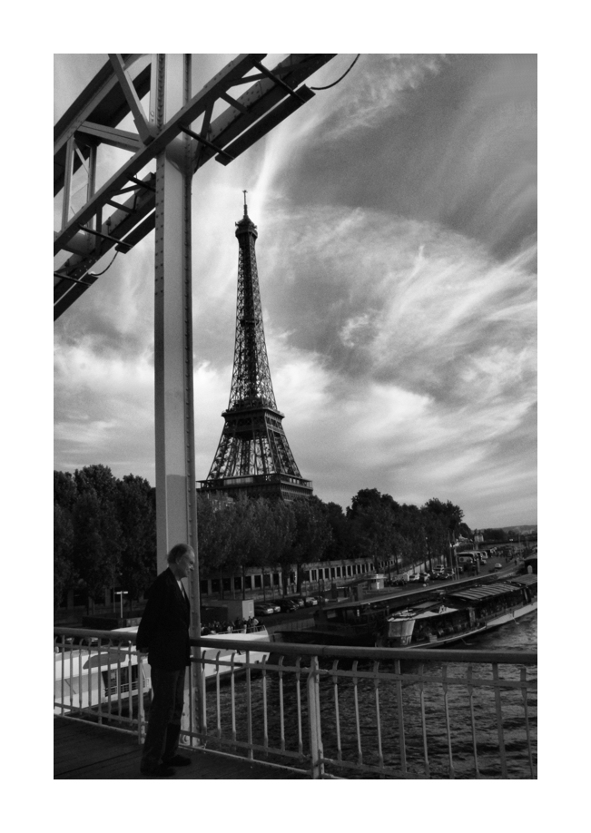 FLASH ESCLAVE-homme-sur-le-pont-eos-bordures.jpg