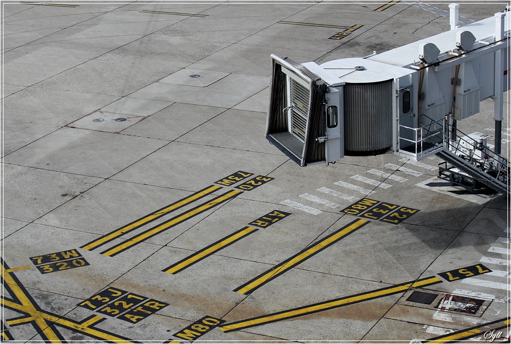 Avion 11