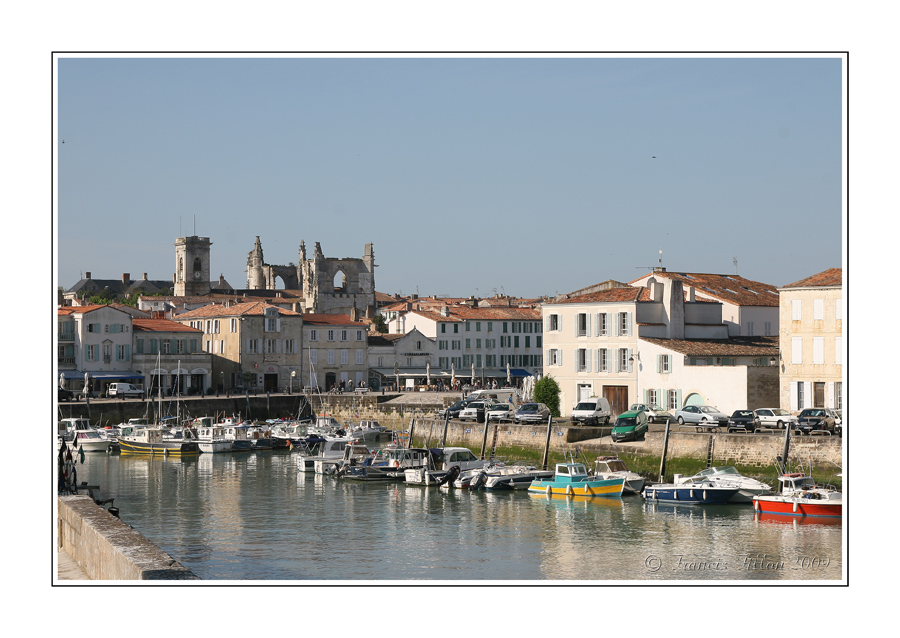 Saint Martin de R
