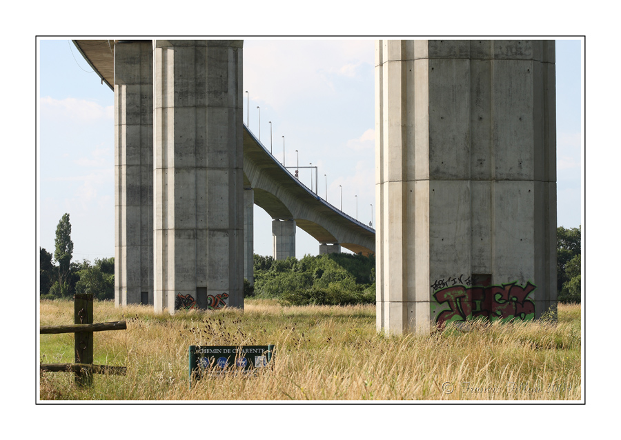 Viaduc sur la Charente  Rochefort