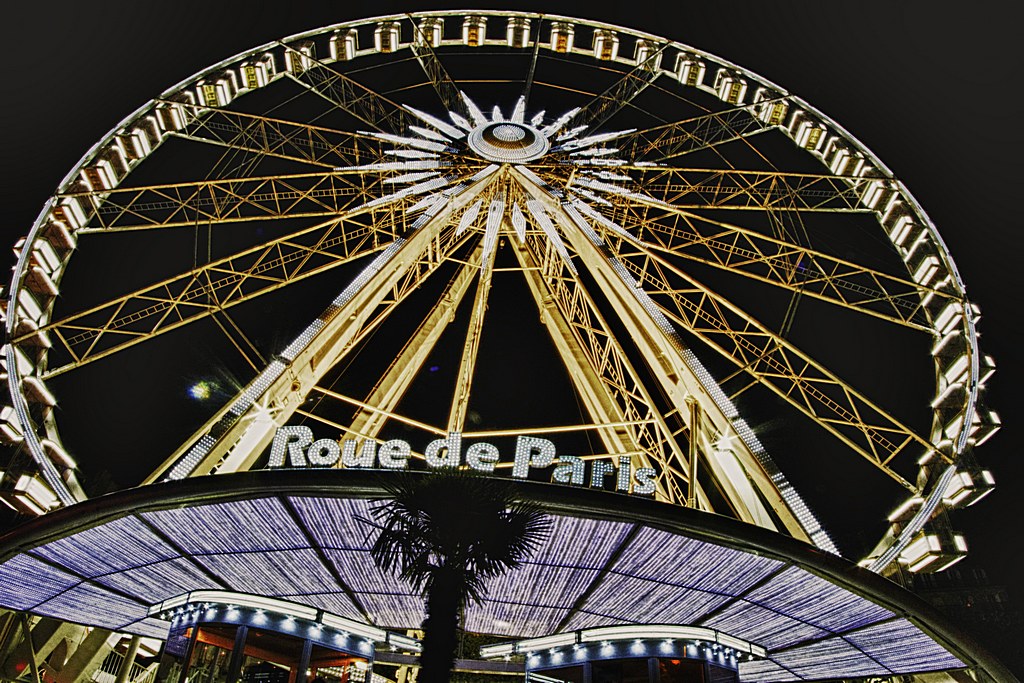 -le-manege-fantome-4.jpg