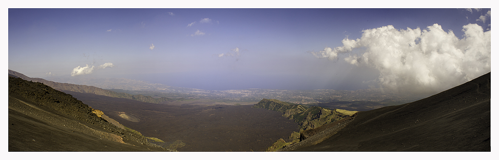 18-70mm-vallee_del_bove1.jpg