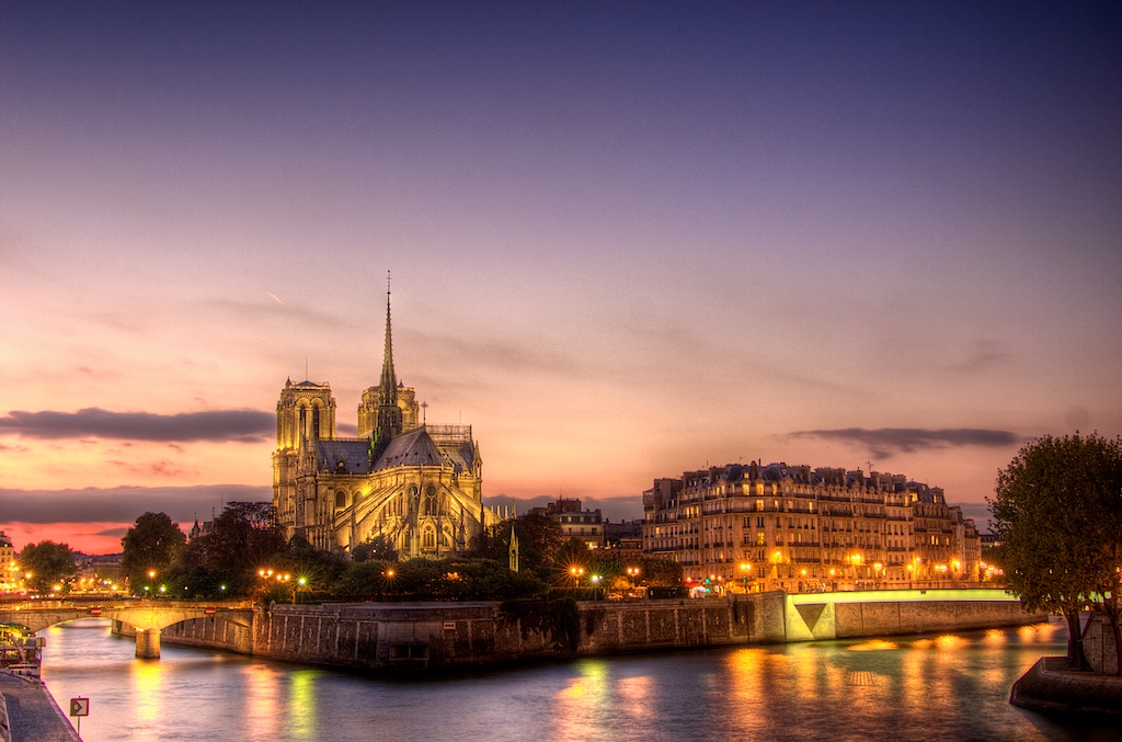 Notre Dame prise avec un EOS 300D