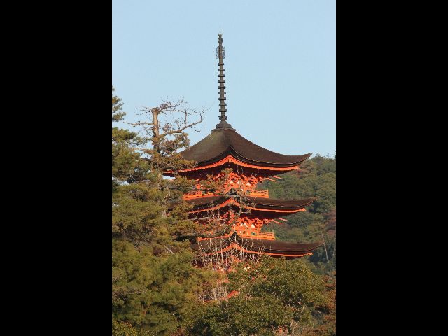 -pagode-ile-de-miyajima.jpg