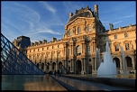 Le louvre au coucher de soleil