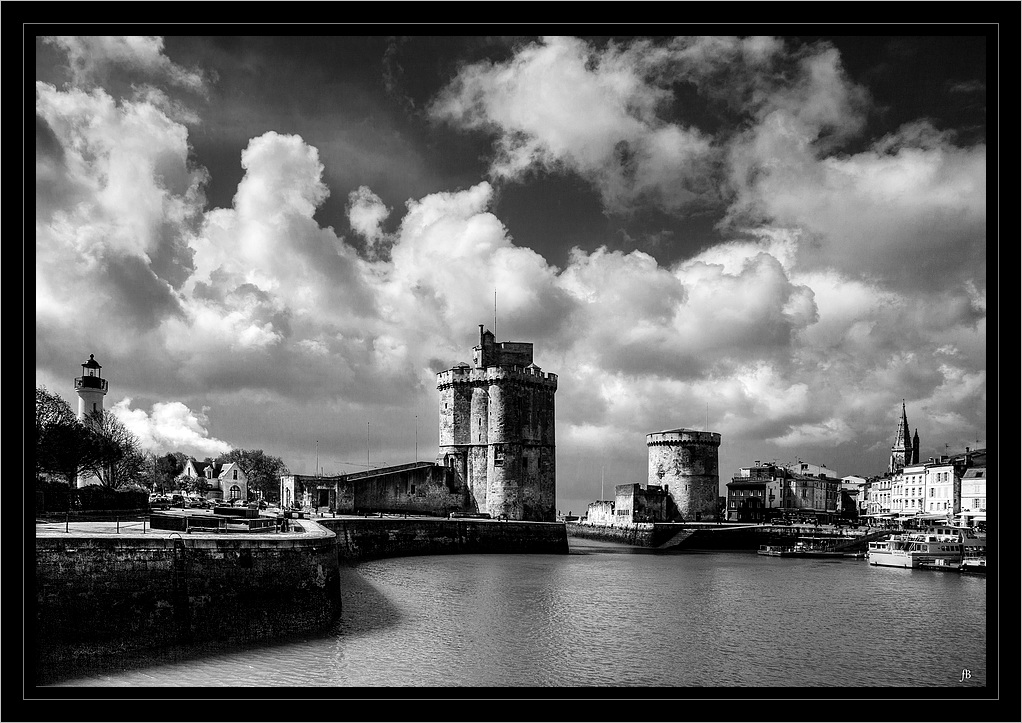 nouveaux membre-img_1648b_-2_-3_tonemapped-3eos.jpg