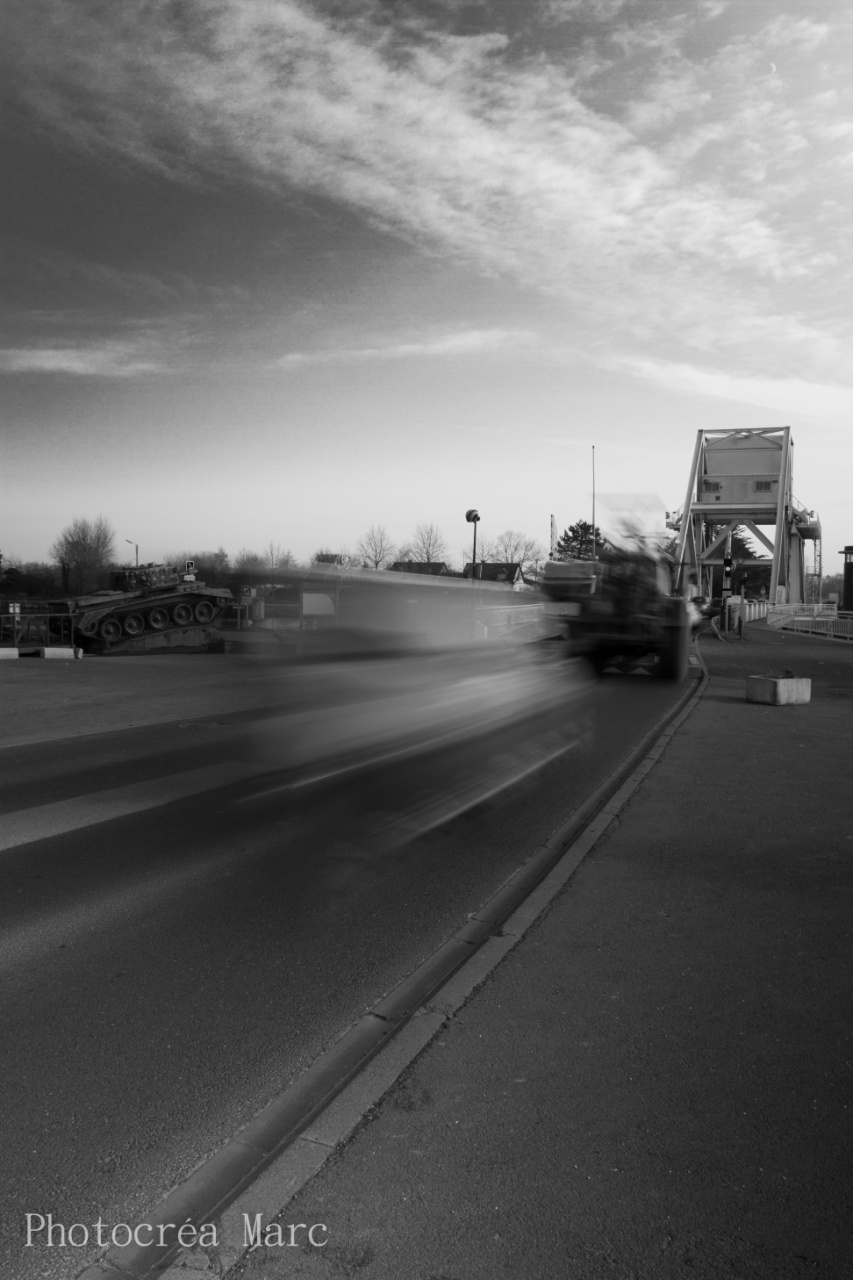 Sigma 135-400 APO-pegasus-bridge.jpg