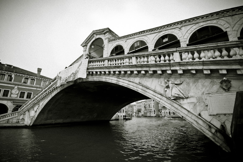 [Photo-Shop]Site pour photosop-rialto1.jpg