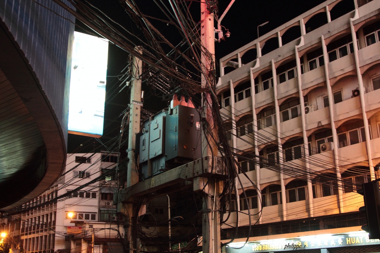 -bien-vue-les-cables-elctriques.jpg