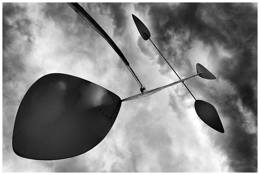 Quel sac de transport?-la-fleche-du-mobile-dapres-calder-.jpg