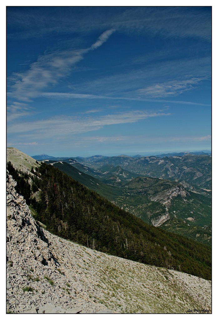 Le 300D en noir ?-prealpes2-3-.jpg
