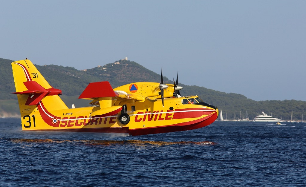 CL-415
