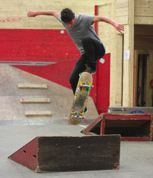 -skate16.png