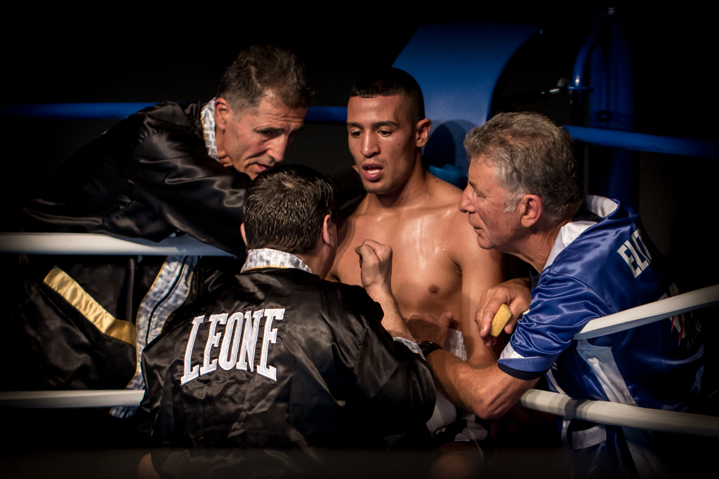 300d jaune-boxe-finale-criterum-nat-fr-jus-11.jpg