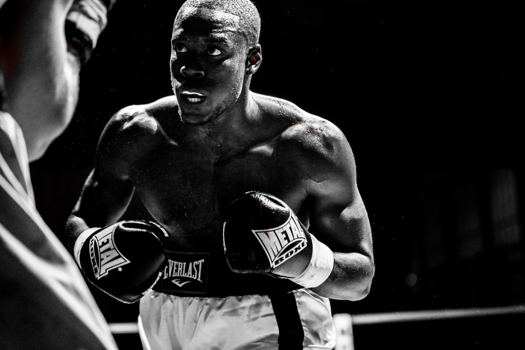 300d jaune-boxe-finale-criterum-nat-fr-jus-13.jpg