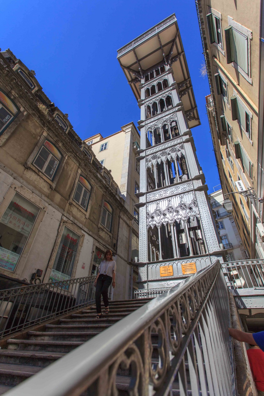 merci de m&#39;accepter-elevador-santa-justa-baixa-14-juil.-10.23.11.jpg