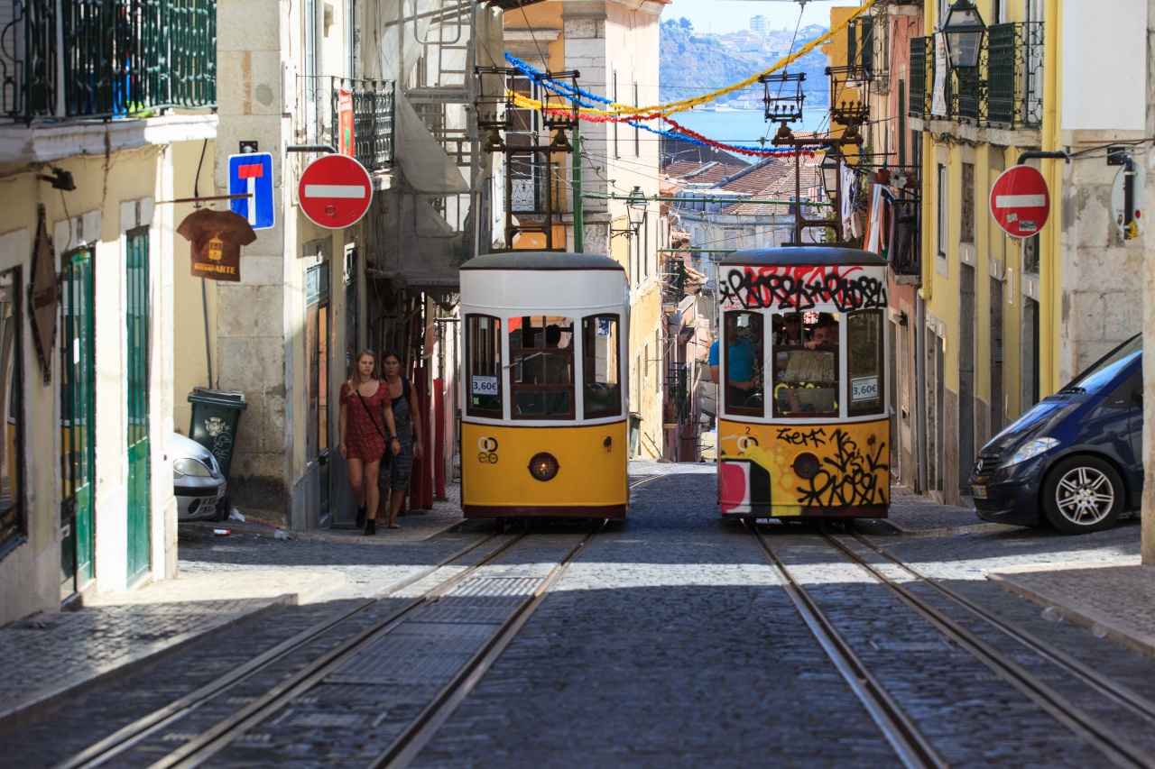 merci de m&#39;accepter-funiculaire-da-bica-bairro-alto-16-juil.-17.18.17.jpg