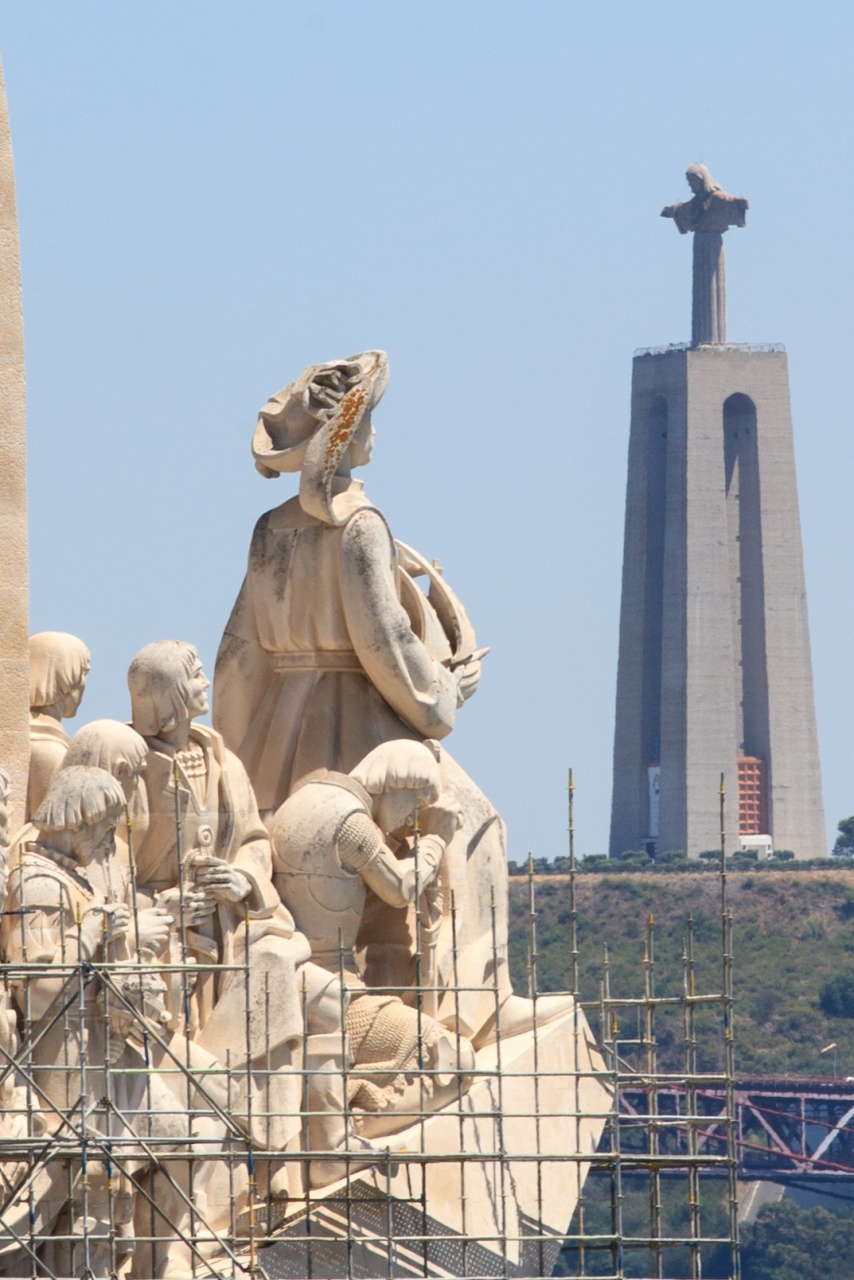 merci de m&#39;accepter-pradao-dos-descobrimentos-belem-15-juil.-15.39.28.jpg