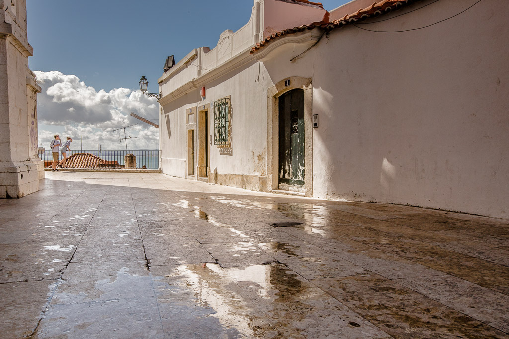 -eos18-maville.jpg