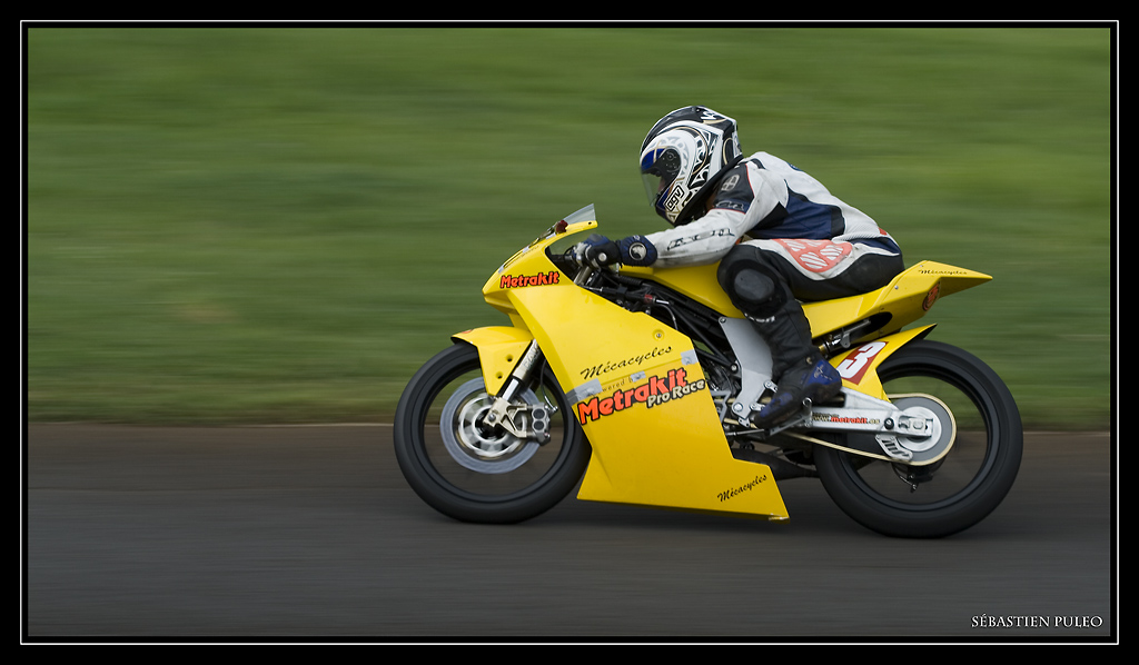 70-300 Sigma APO-666.jpg