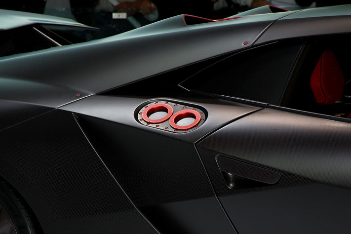 Lamborghini harmonie des lignes