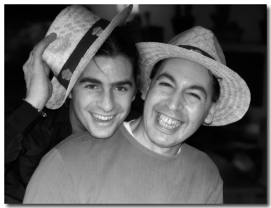 [Kit EOS 300D + Obj. 18-55] 960 &#1028;-karim_lo1-noir-et-blanc-.jpg