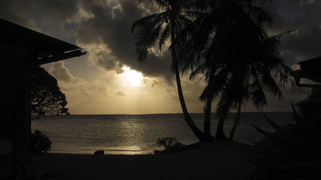 Sunset dans l'iles de la polynesie francaise