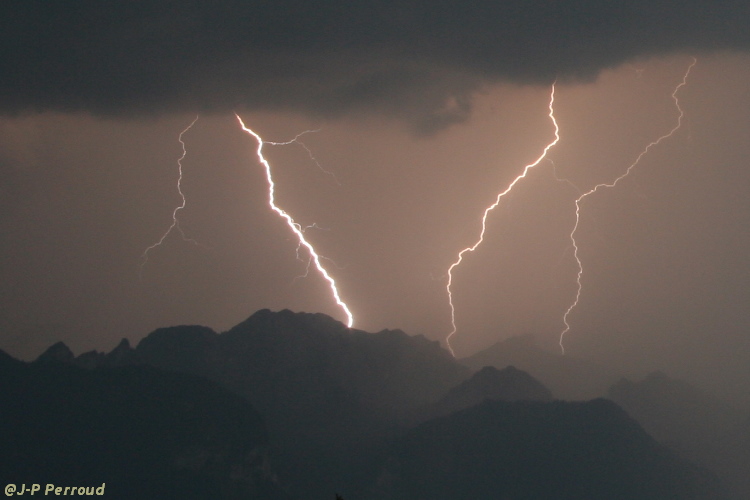 Nouveau je suis...-orages-0006.jpg