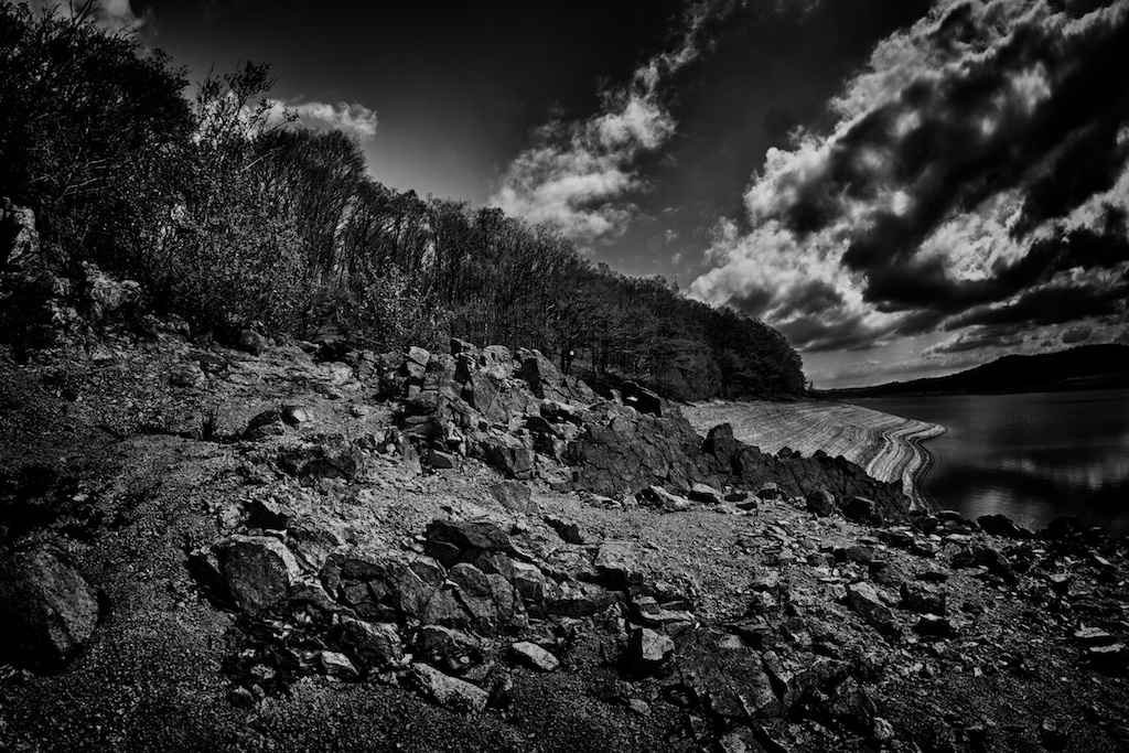 -img_2019_hdr.jpg